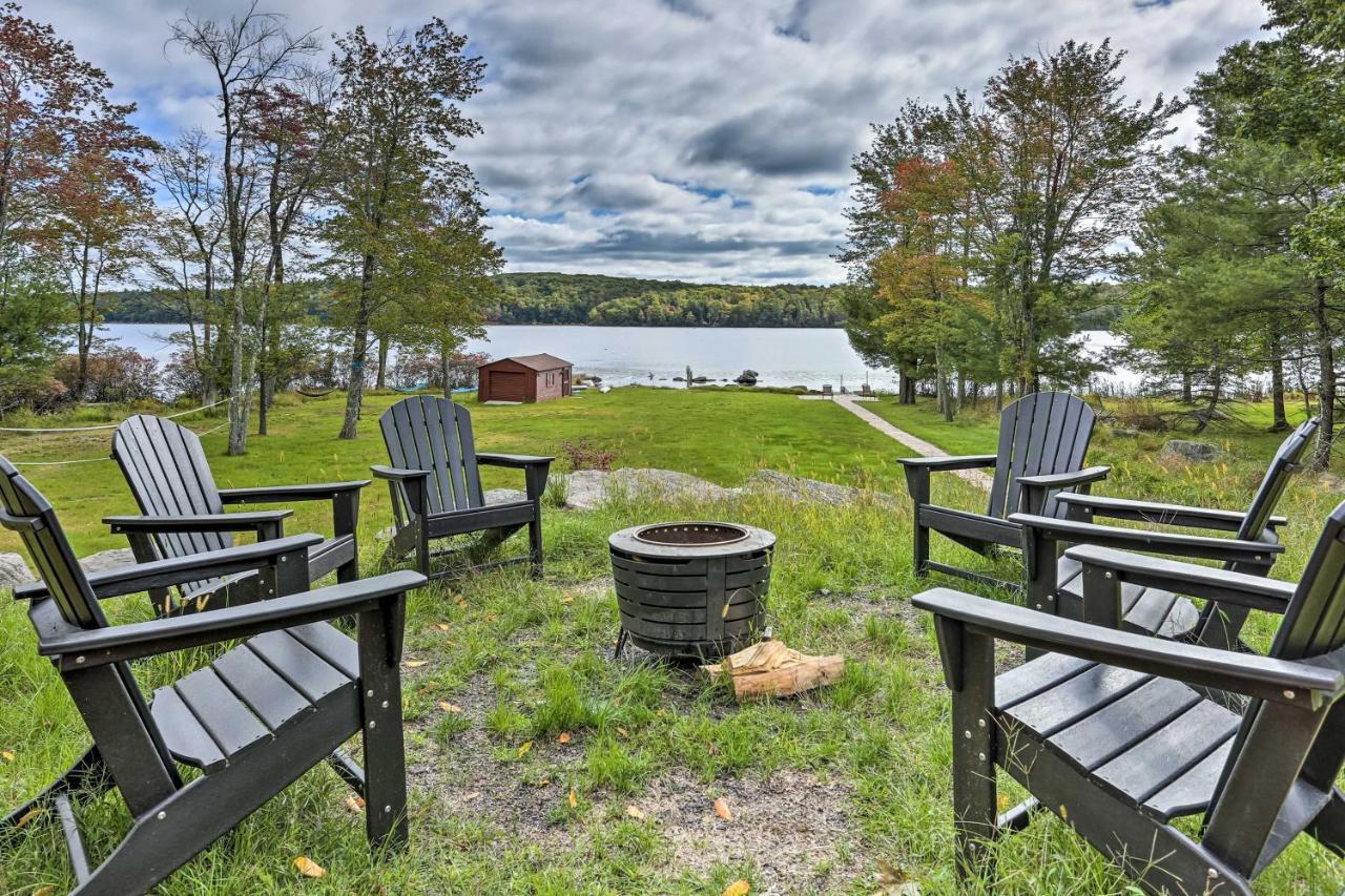 Lakefront Catskills Getaway With Private Deck! Villa Forestburgh Exterior foto