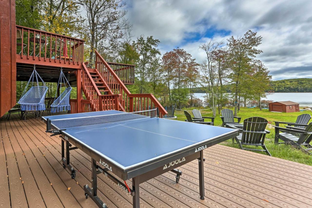 Lakefront Catskills Getaway With Private Deck! Villa Forestburgh Exterior foto